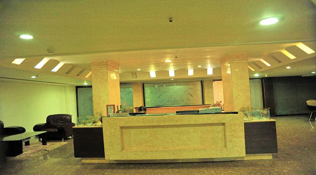 Hotel Central Park Ongole Экстерьер фото