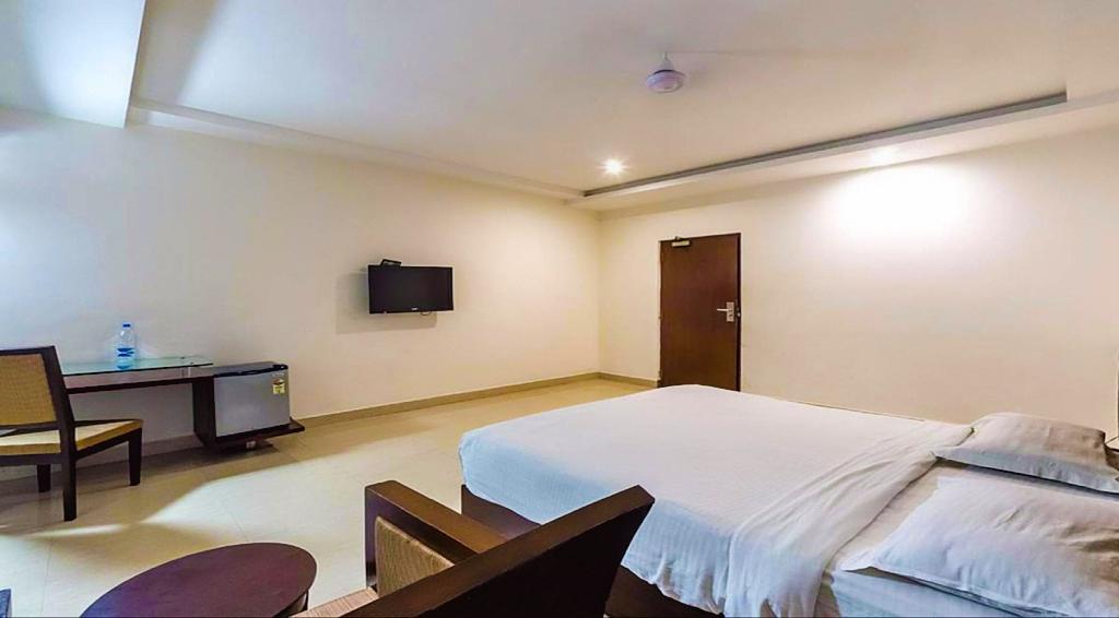 Hotel Central Park Ongole Экстерьер фото